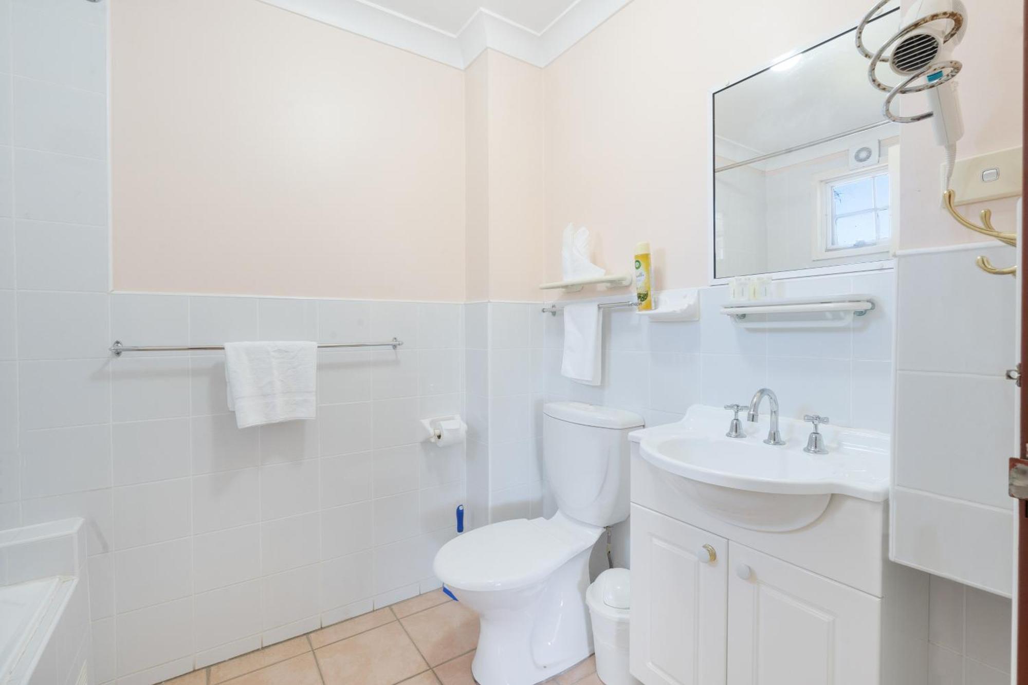 Motel Surestay By Western, New 4*