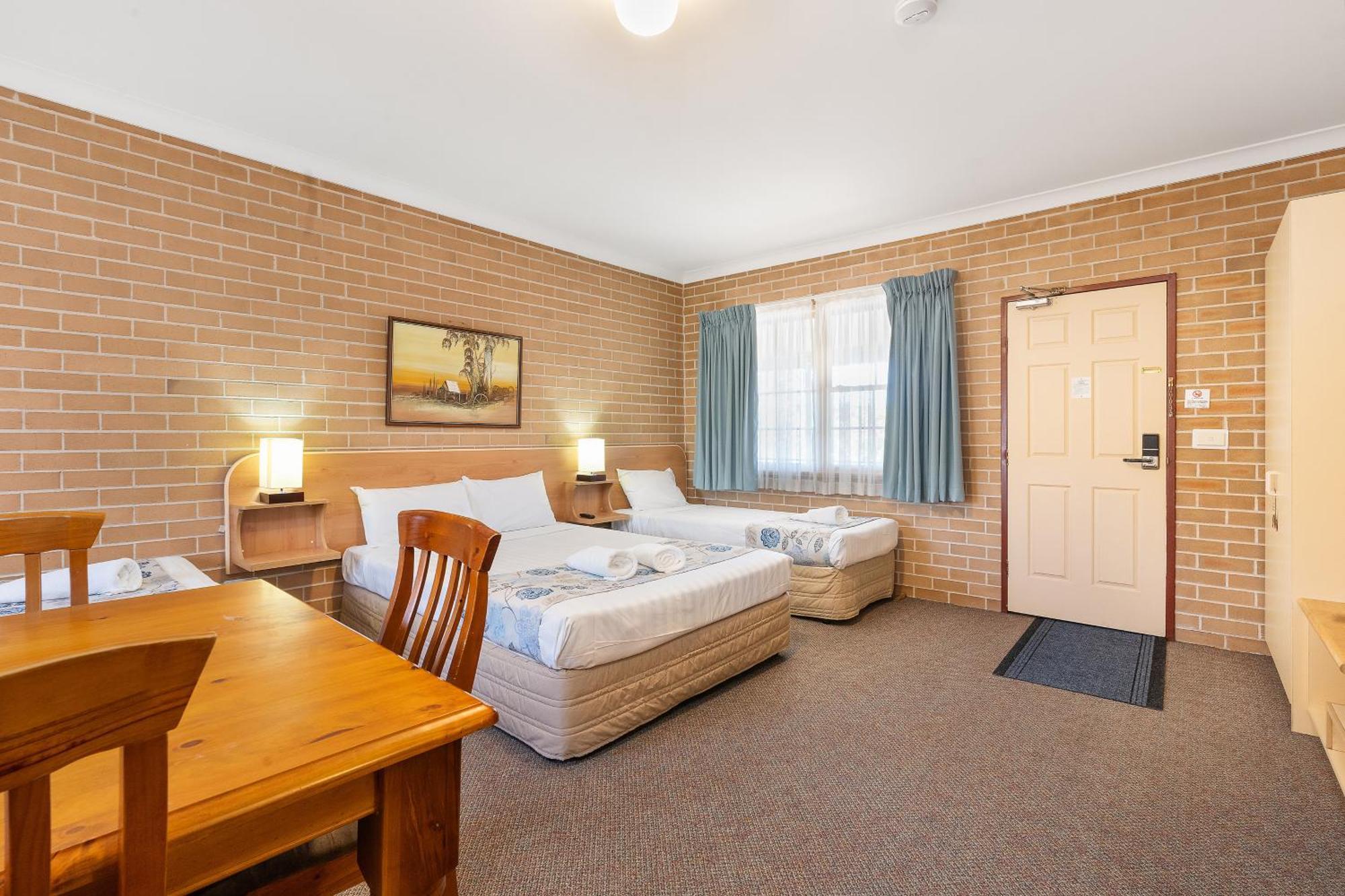Motel Surestay By Western, New Richmond